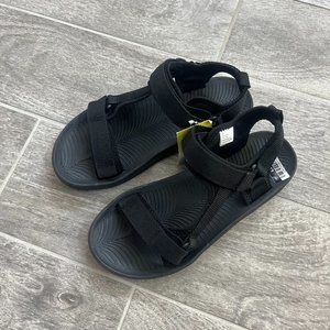 NWT Men's Wyatt Hiking Sandals - All in Motion - Black
